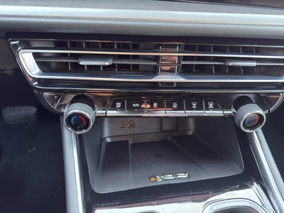 2024 Chevrolet Traverse LT w/2LT