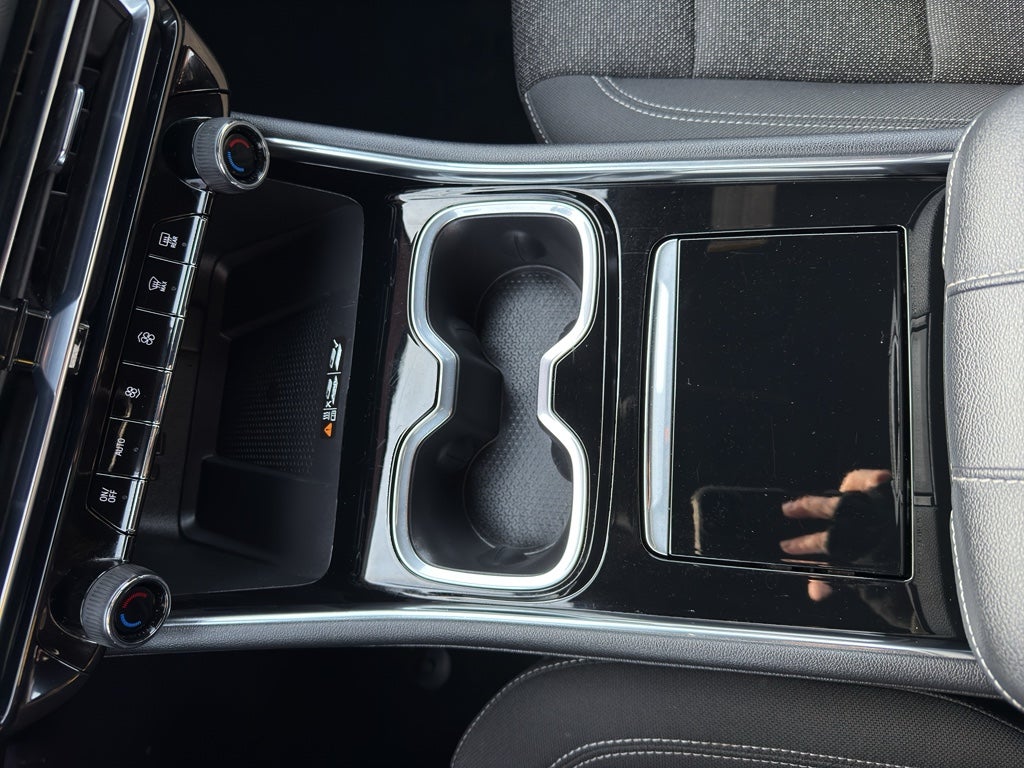 2024 Chevrolet Traverse LT w/2LT