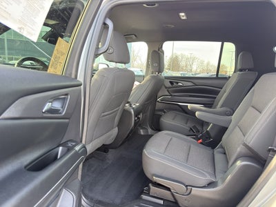 2024 Chevrolet Traverse LT w/2LT