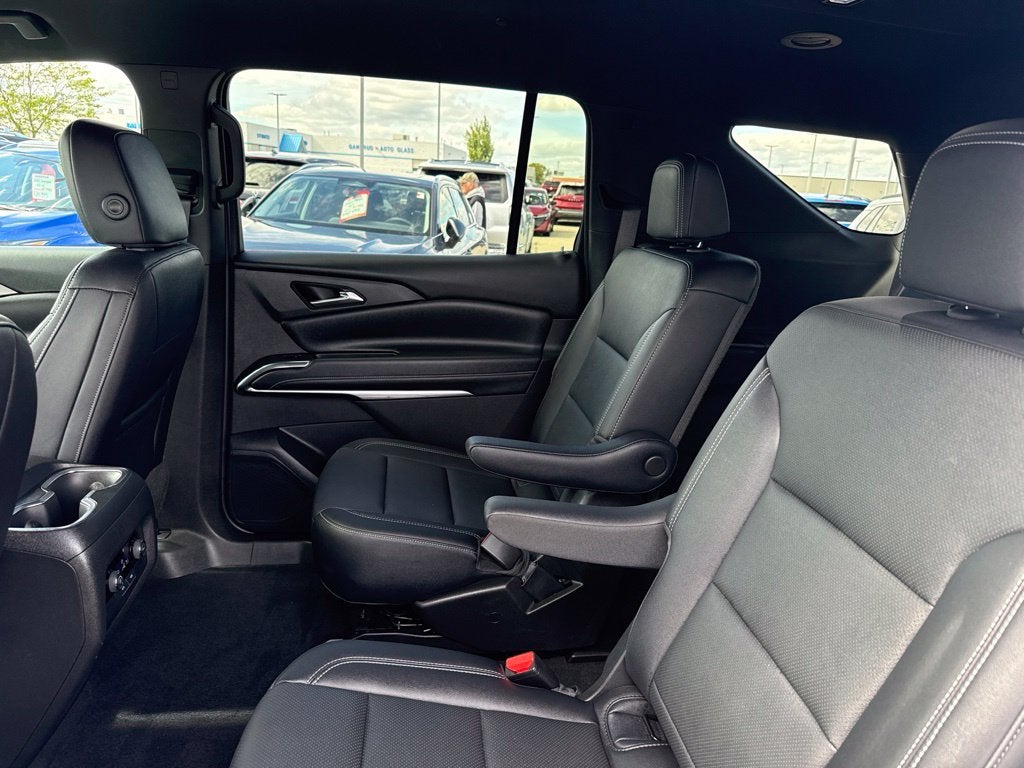 2026 Chevrolet Traverse LT w/2LT