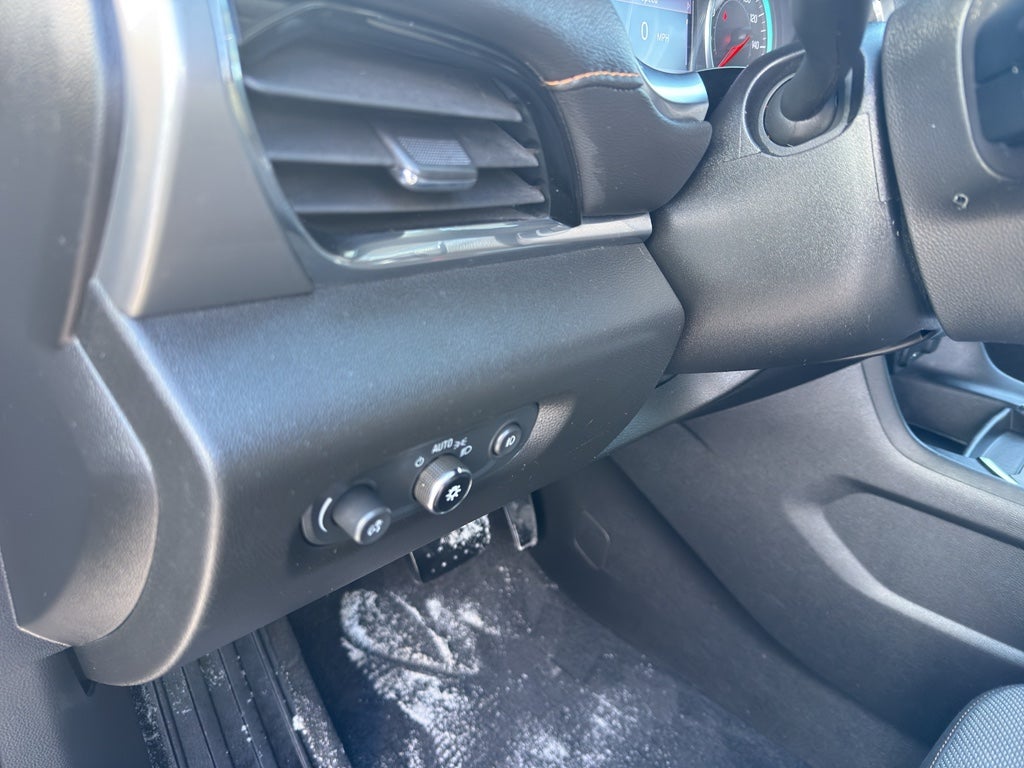 2020 Chevrolet Traverse AWD 1LT