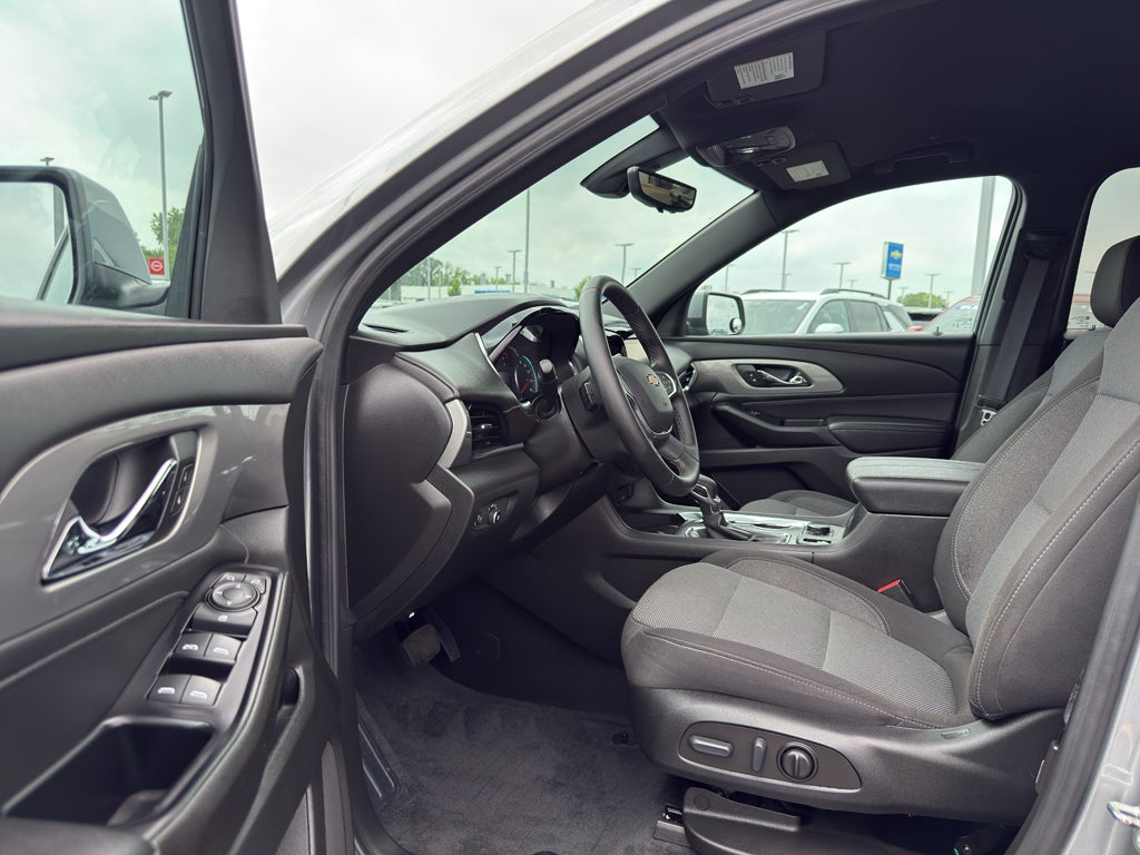2023 Chevrolet Traverse AWD 1LT