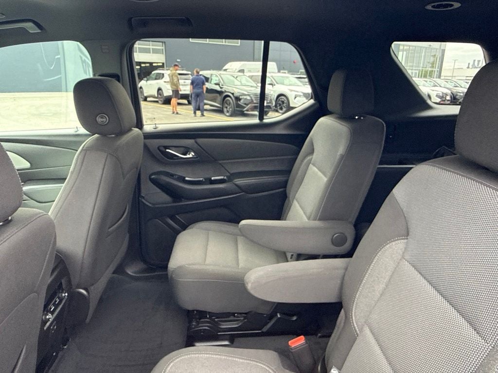 2022 Chevrolet Traverse AWD 1LT Midnight/Sport Edition