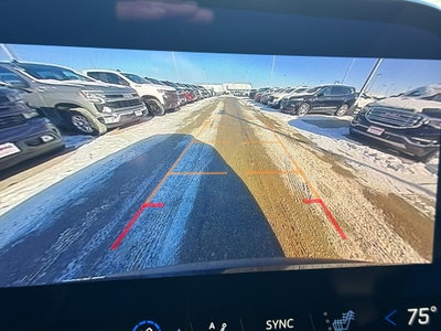 2025 Chevrolet Traverse LT w/2LT