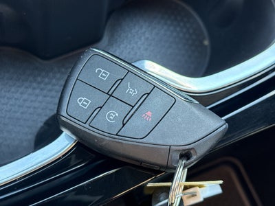 2025 Chevrolet Traverse LT w/2LT