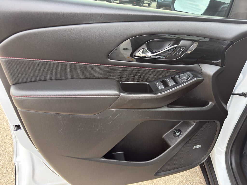 2023 Chevrolet Traverse AWD 2LT