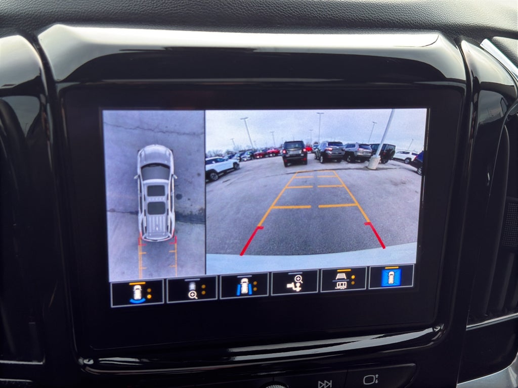 2023 Chevrolet Traverse AWD 2LT