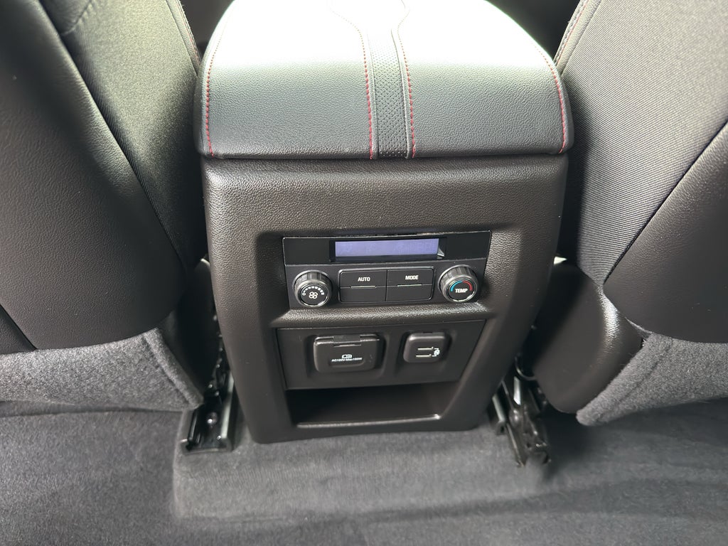 2023 Chevrolet Traverse AWD 2LT