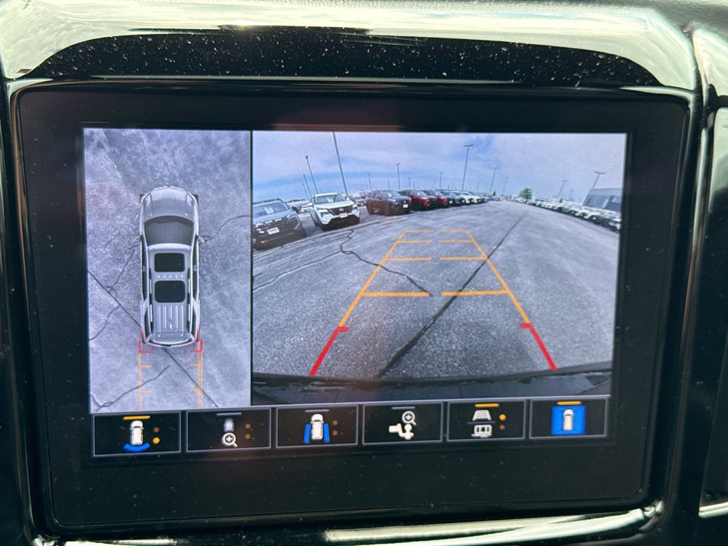 2023 Chevrolet Traverse AWD 2LT