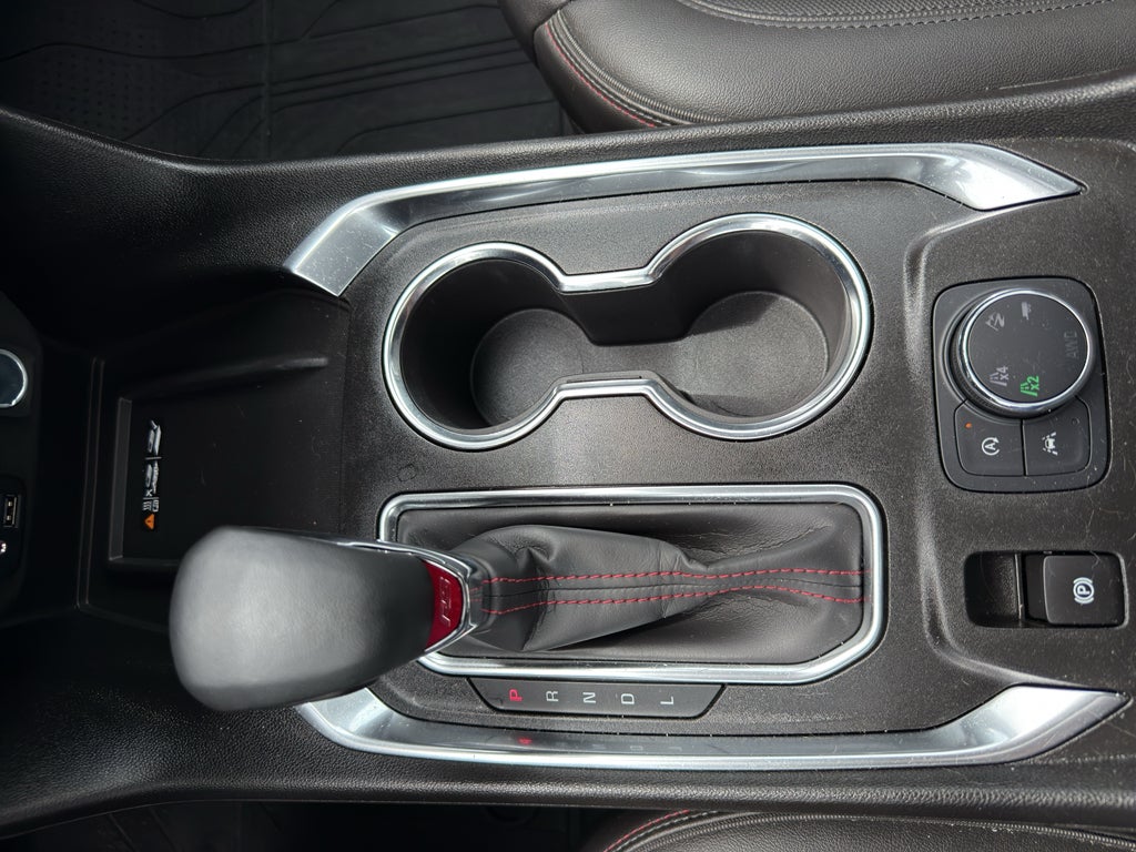 2023 Chevrolet Traverse AWD 2LT