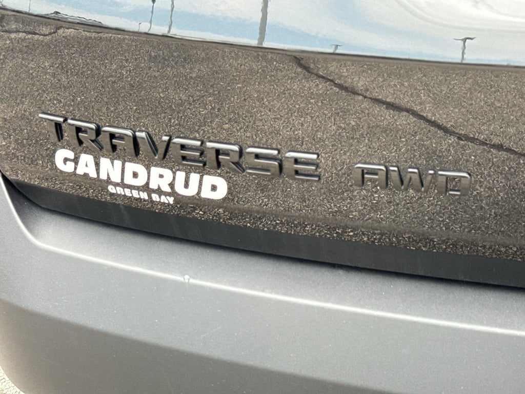 2023 Chevrolet Traverse AWD 2LT