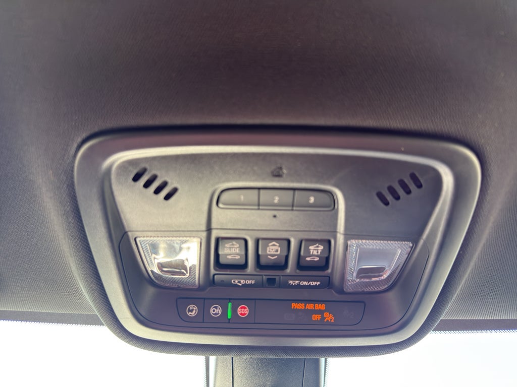 2023 Chevrolet Traverse AWD 2LT