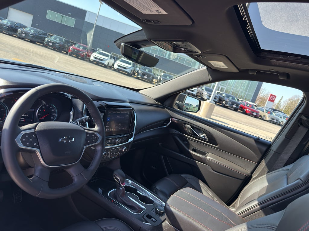 2023 Chevrolet Traverse AWD 2LT