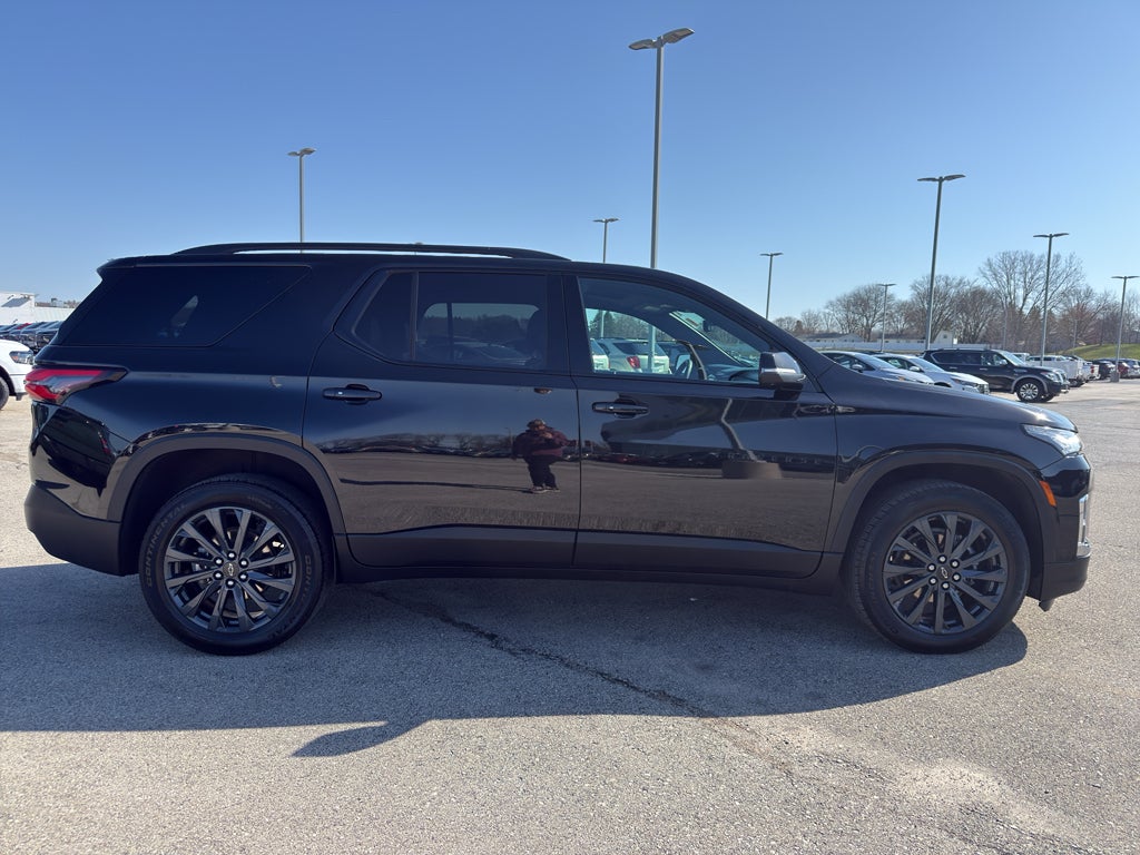 2023 Chevrolet Traverse AWD 2LT