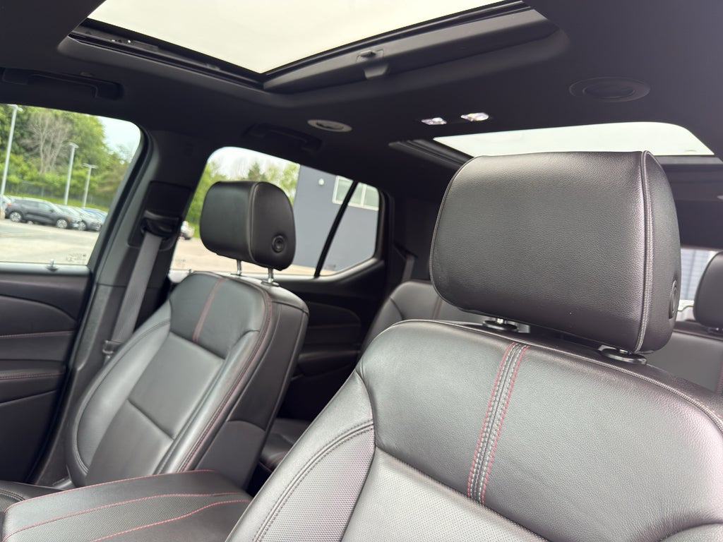 2022 Chevrolet Traverse AWD 2LT