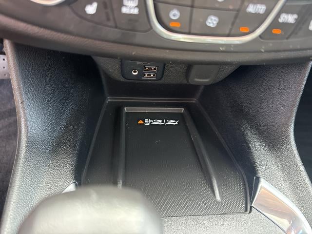 2022 Chevrolet Traverse AWD 2LT