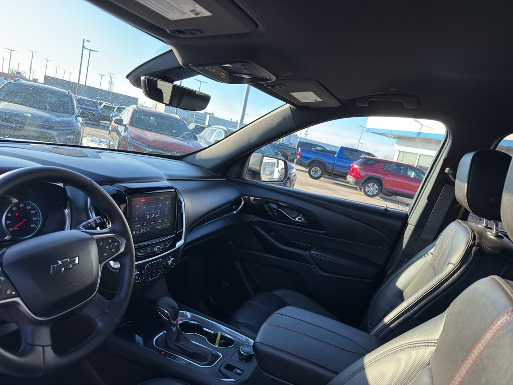 2023 Chevrolet Traverse AWD 2LT