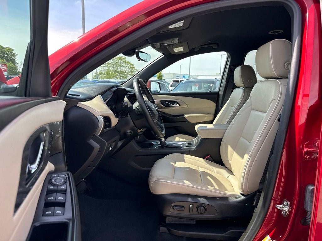 2023 Chevrolet Traverse AWD 1LZ