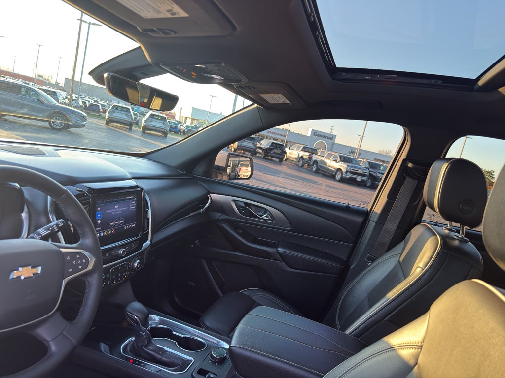 2023 Chevrolet Traverse AWD 1LZ