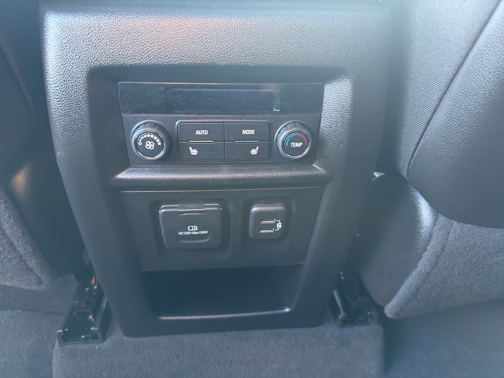 2023 Chevrolet Traverse AWD 1LZ