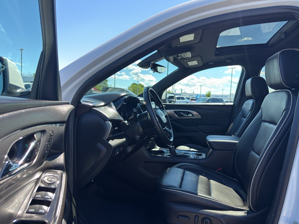 2023 Chevrolet Traverse AWD 1LZ