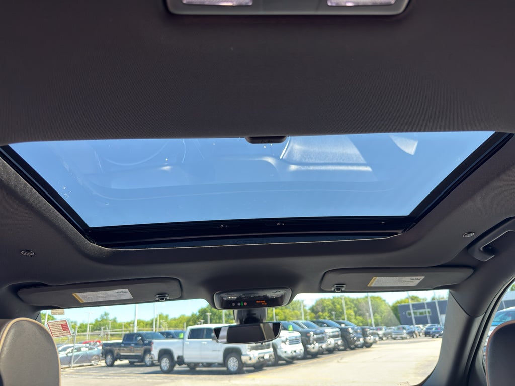 2023 Chevrolet Traverse AWD 1LZ