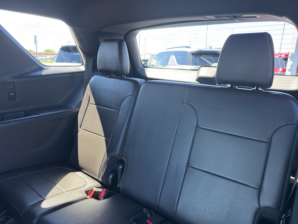 2023 Chevrolet Traverse AWD 1LZ