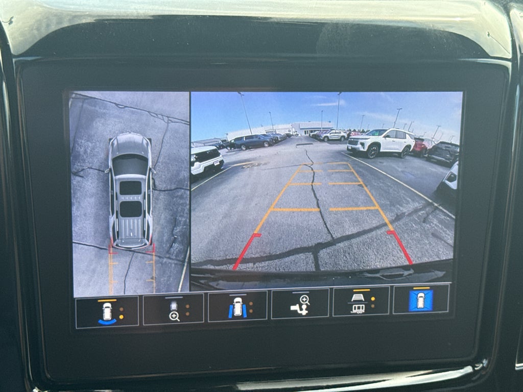 2022 Chevrolet Traverse AWD 1LZ Redline Edition