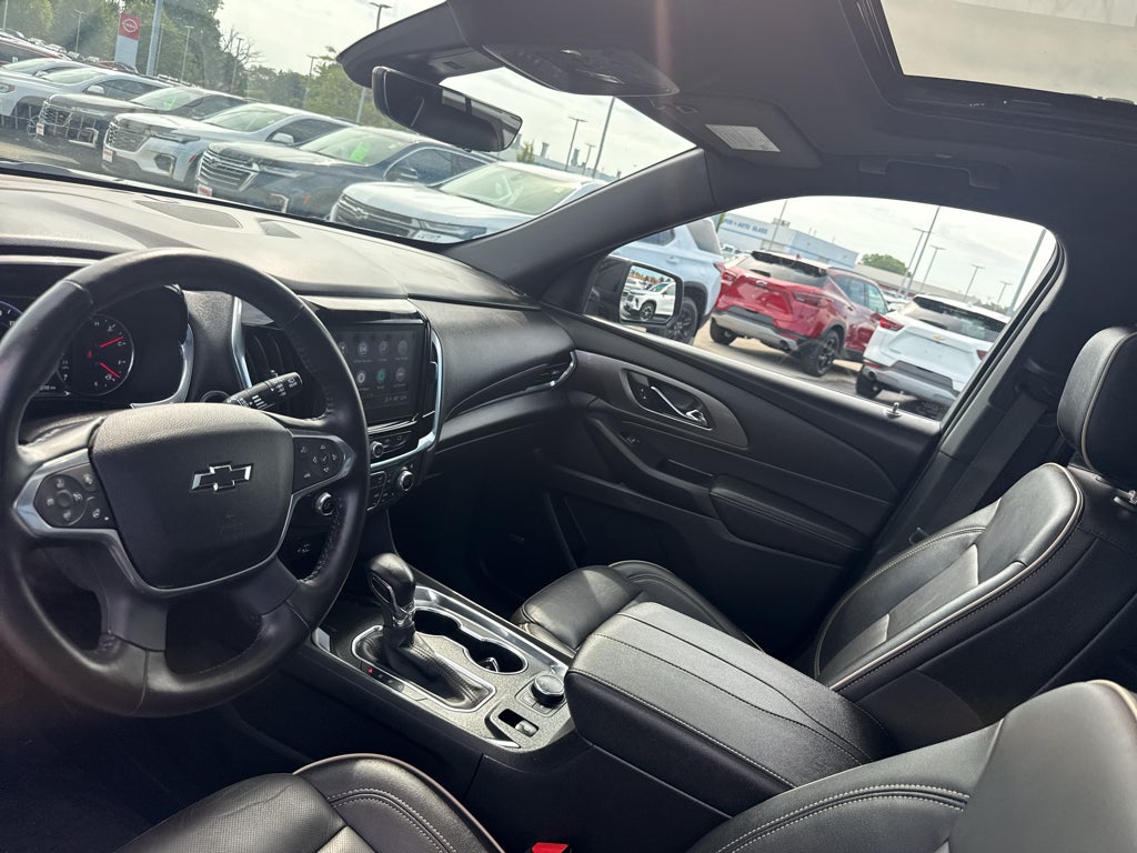 2022 Chevrolet Traverse AWD 1LZ Redline Edition