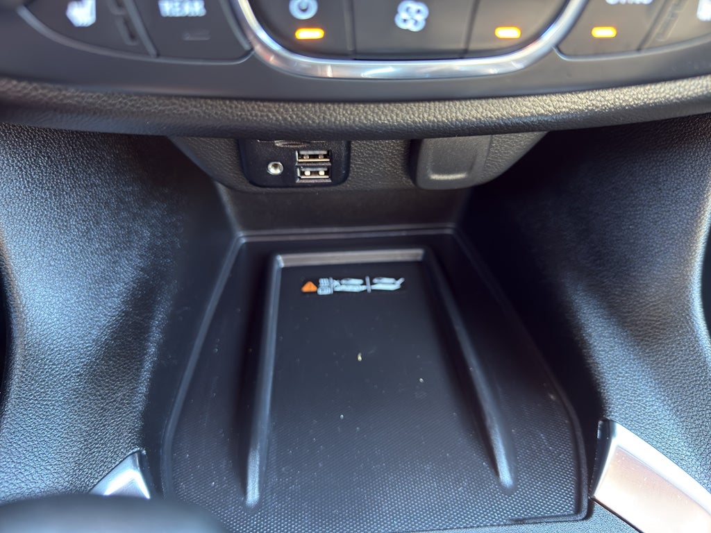 2023 Chevrolet Traverse AWD 1LZ