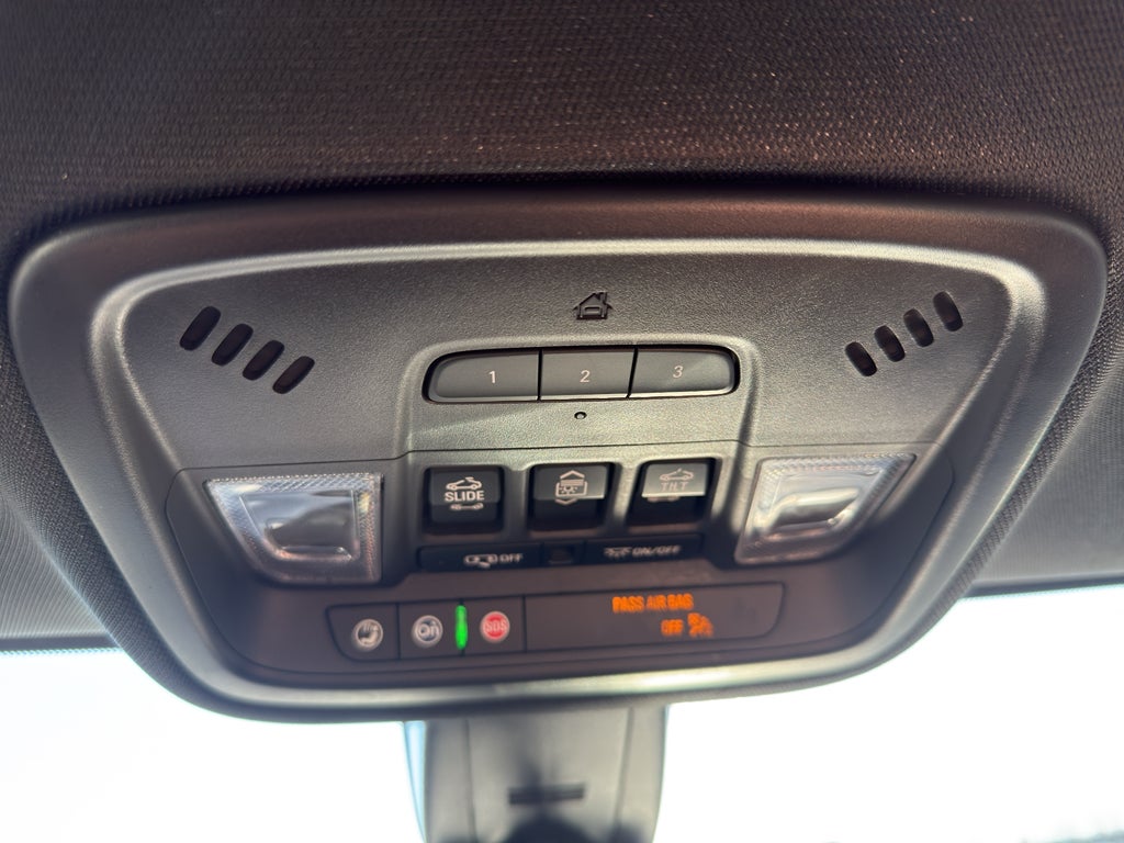 2023 Chevrolet Traverse AWD 1LZ