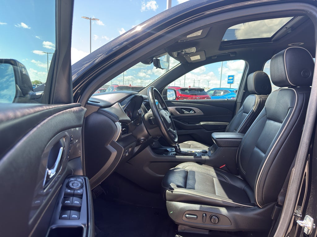 2023 Chevrolet Traverse AWD 1LZ