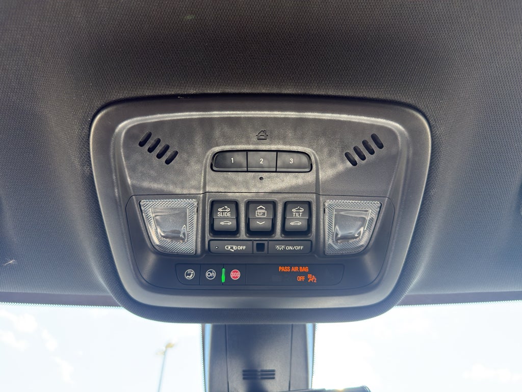 2023 Chevrolet Traverse AWD 1LZ
