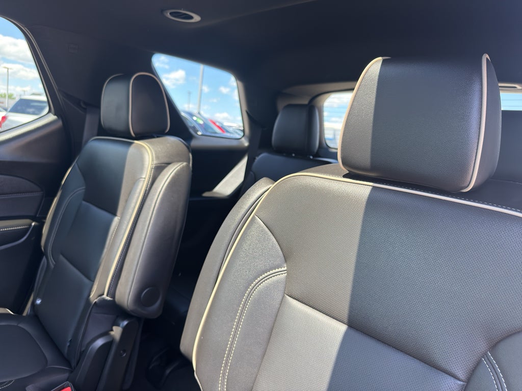 2023 Chevrolet Traverse AWD 1LZ