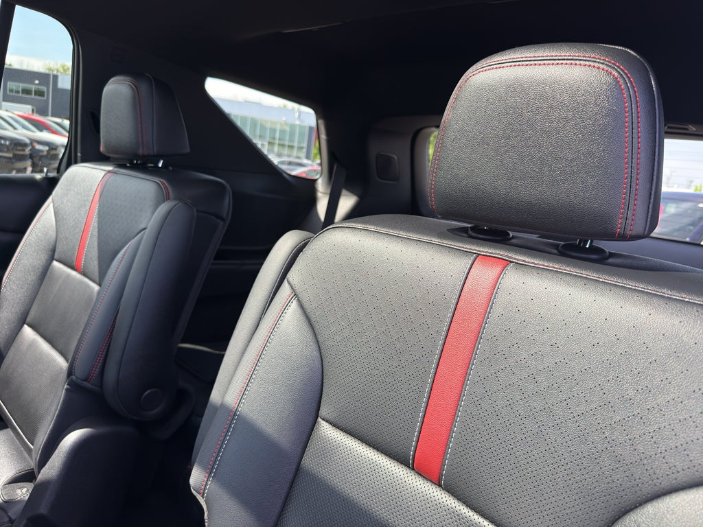 2024 Chevrolet Traverse RS w/2RS