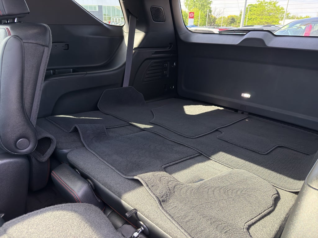 2024 Chevrolet Traverse RS w/2RS