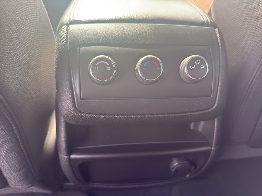 2012 Chevrolet Traverse AWD LT w/1LT