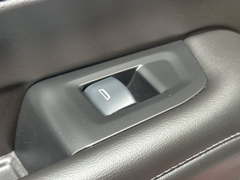 2025 Chevrolet Tahoe 4WD LT