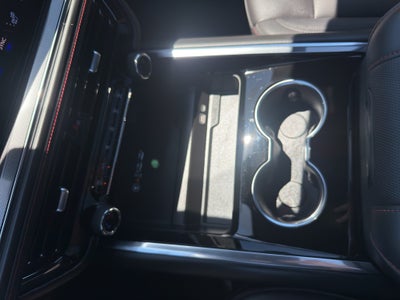 2025 Chevrolet Tahoe 4WD RST