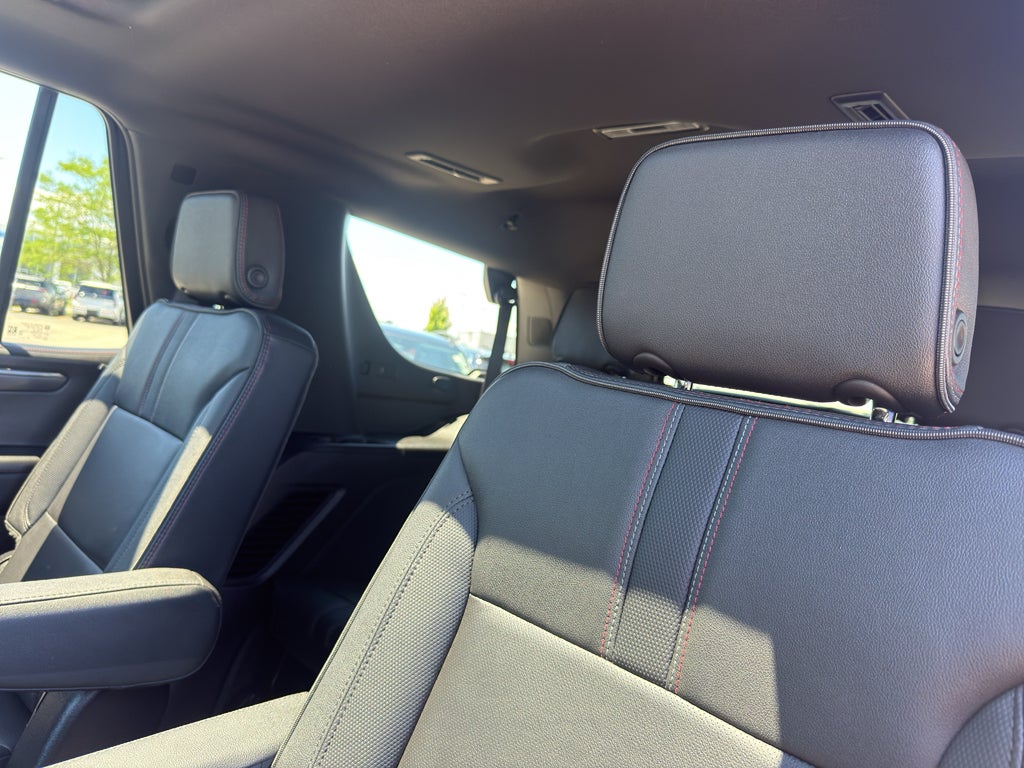 2025 Chevrolet Tahoe 4WD RST