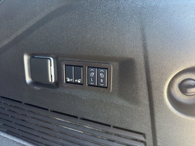 2025 Chevrolet Tahoe 4WD RST