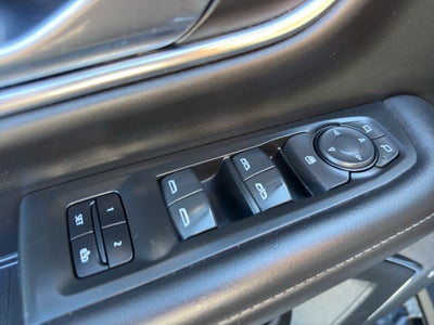 2022 Chevrolet Suburban 4WD Z71
