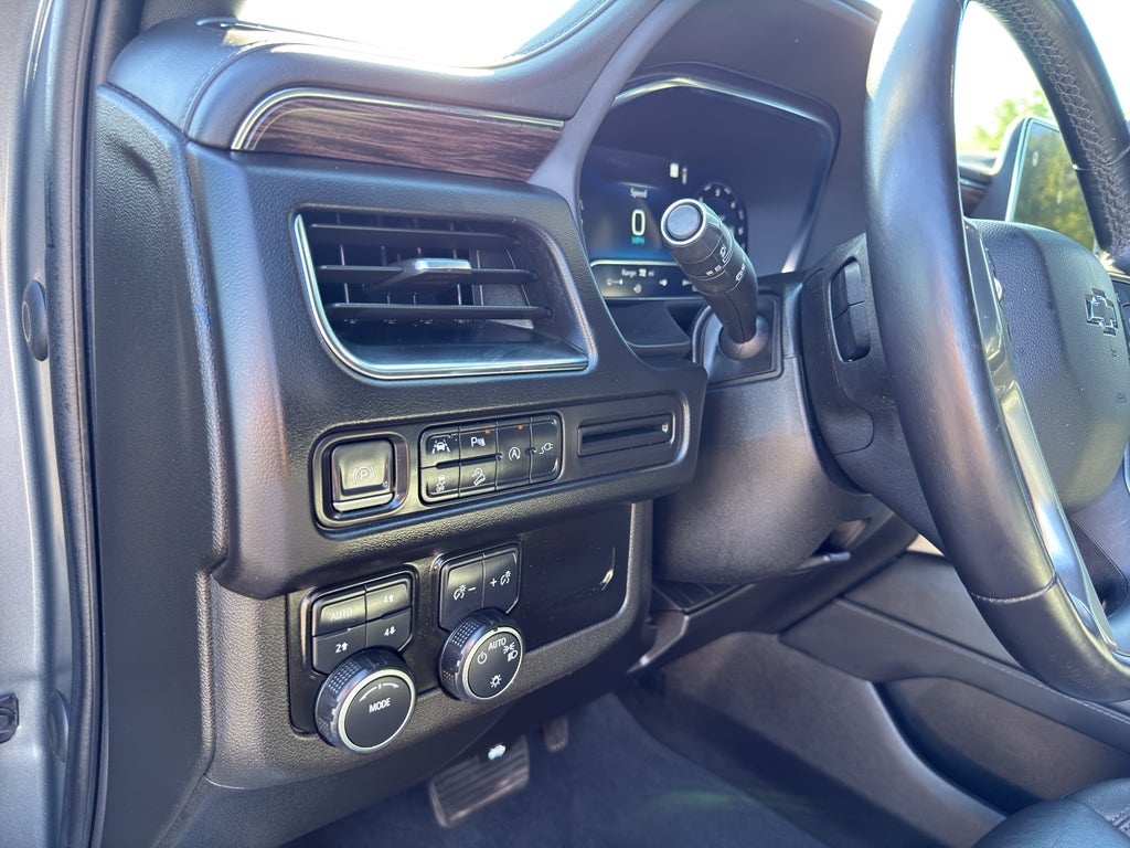 2022 Chevrolet Suburban 4WD Z71