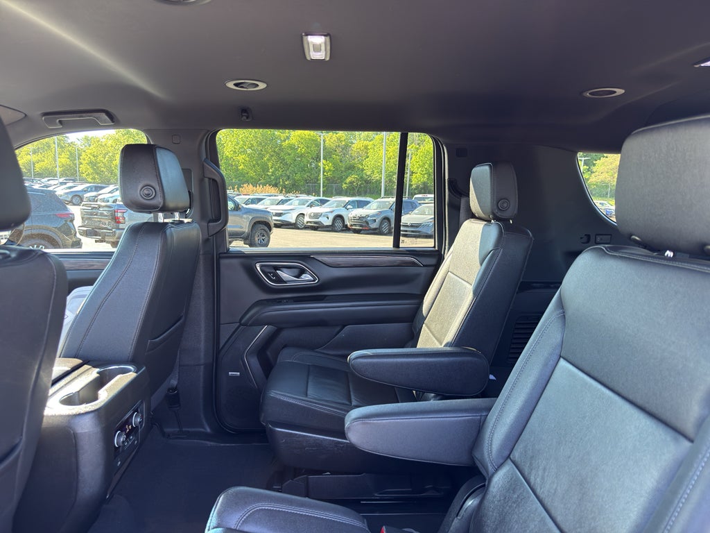 2022 Chevrolet Suburban 4WD Z71