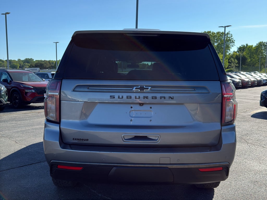 2022 Chevrolet Suburban 4WD Z71