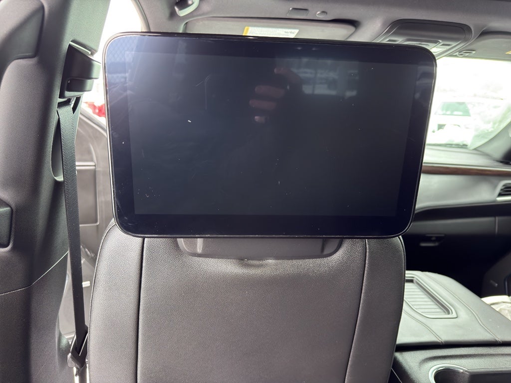 2023 Chevrolet Suburban 4WD High Country