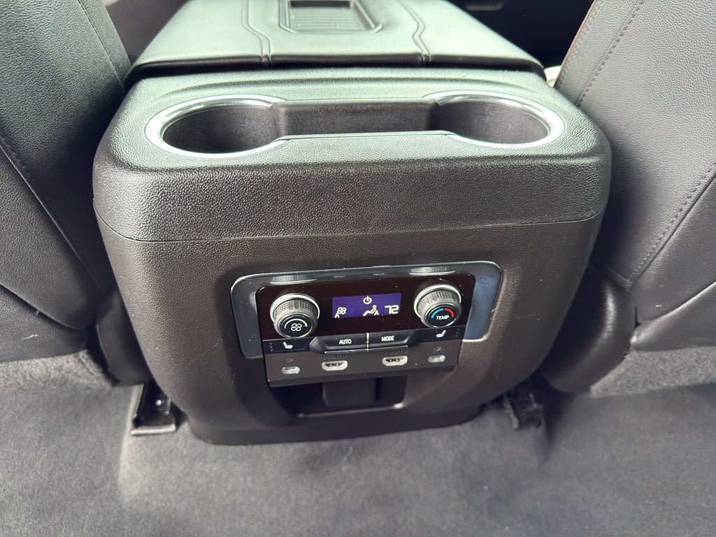 2023 Chevrolet Suburban 4WD High Country