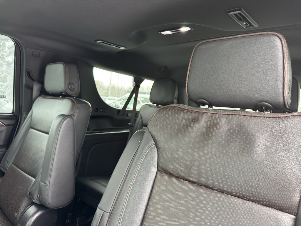 2023 Chevrolet Suburban 4WD High Country