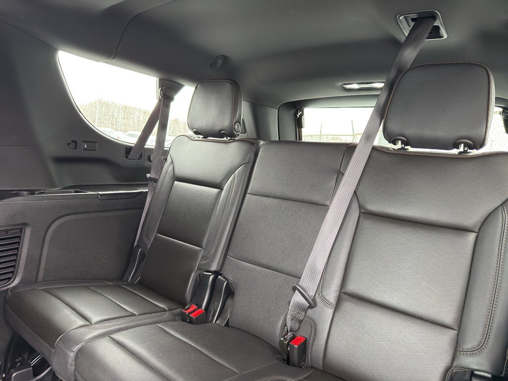 2023 Chevrolet Suburban 4WD High Country