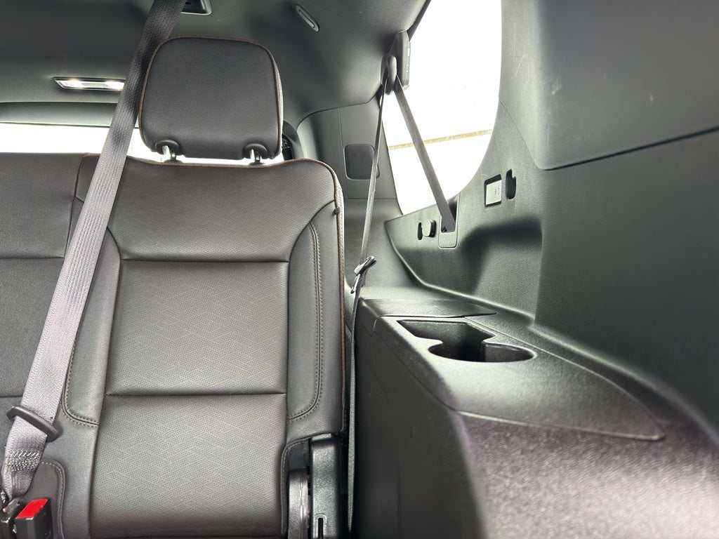 2023 Chevrolet Suburban 4WD High Country